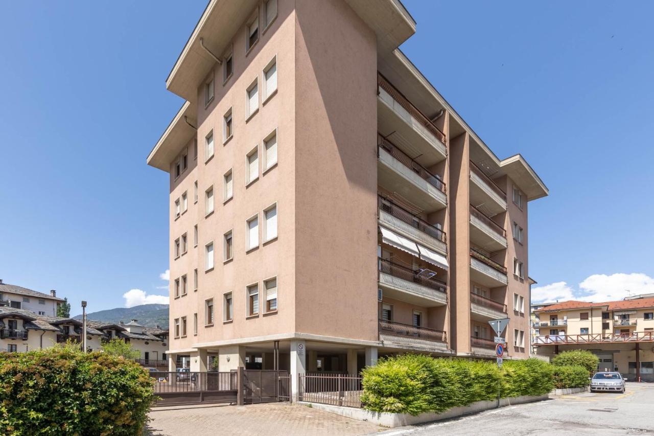 Casa Vacanze- Debra Aosta Exterior foto
